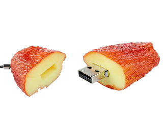 Illustration for article titled Brando's Chicken, Pork, Pizza and Watermelon USB Drives Are Phenomenally Delicious